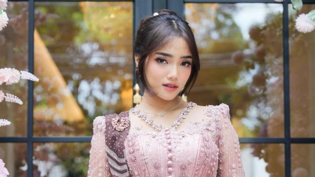 Fuji: Perjalanan Hidup dan Karier